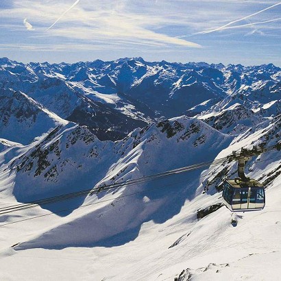 El nuevo hotel del Pic du Midi: dormir a más de 2.600 metros con acceso exclusivo por teleférico