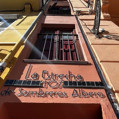 La casa más estrecha de España: historia, interiorismo y curiosidades