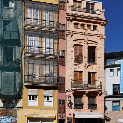 La casa más estrecha de España: historia, interiorismo y curiosidades